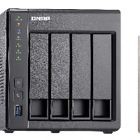 QNAP 4BAY NAS 0GB/CEL/8G/SATA/HDMI