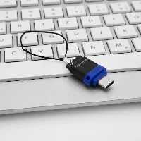 49967 STORE'N'GO 64GB DUALDRIVE USB