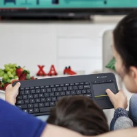 Logitech K400 Plus Tv, Mini, Wireless, RF Wireless, QWERTY, Black