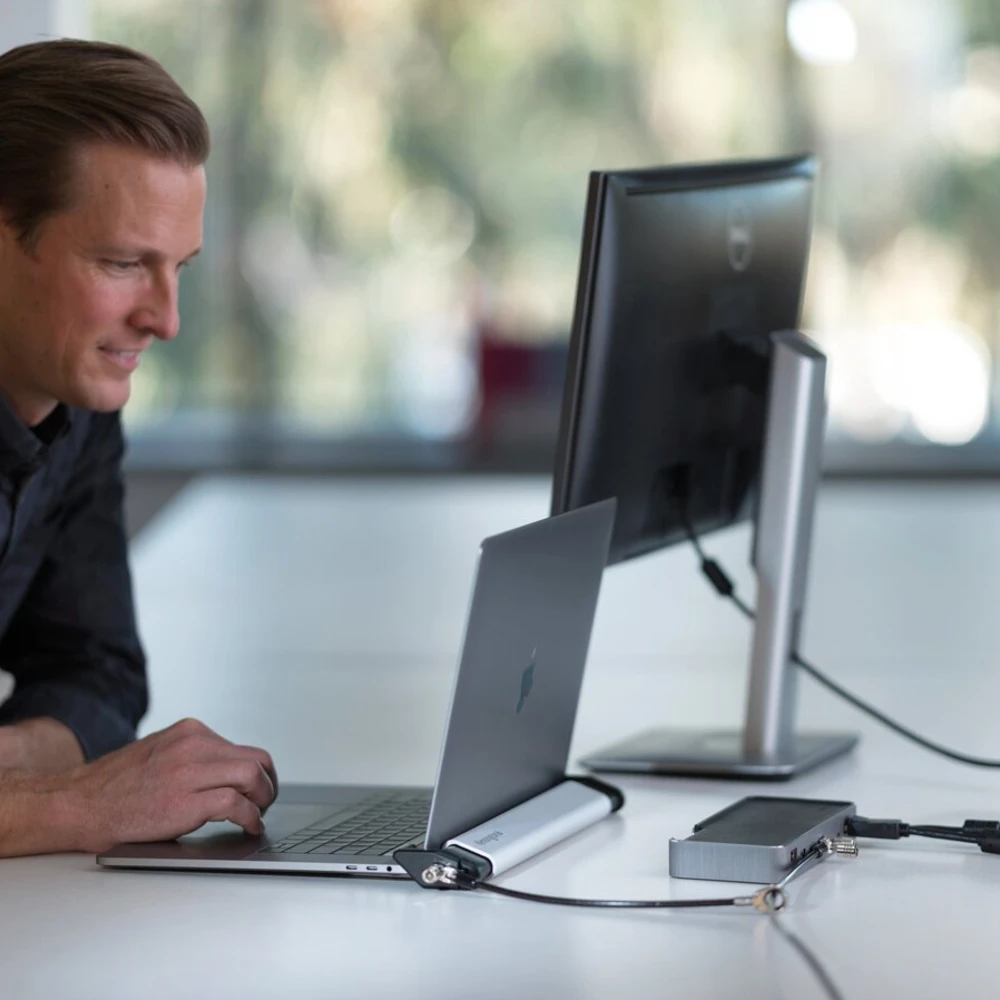 <!--articolo.descrizione_articolo-->