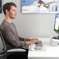 Kensington ErgoSoft Wrist Rest for Slim Keyboards, Faux leather, Gel, Grey, 432 x 101 x 10 mm, 380 g