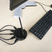 Universal USB-C Phone Dock Targus AWU420GL. Basic device type Smartphone, Brand compatibility Universal. Docking connector type USB Type-C. Width 108 mm, Depth 108 mm, Height 22.3 mm, Weight 290 g. Product colour Black  Get the most out of your USB-C smartphone with this Universal USB-C Phone Dock. Dock your USB-C DP Alt Mode phone to the Universal USB-C Phone Dock and connect it to an external HDMI display to extend the functionality of your phone to your television or monitor. Pl