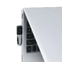 StarTech.com Right Angled USB-C to USB-A Adapter, USB 5Gbps, Compact USB-C Male to USB-A Female Adapter, Metal Housing, M/F, USB Type-C, USB Type-A, Black