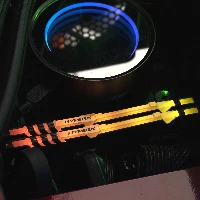 KT 32GB 3733MHz DDR4 DIMM RGB