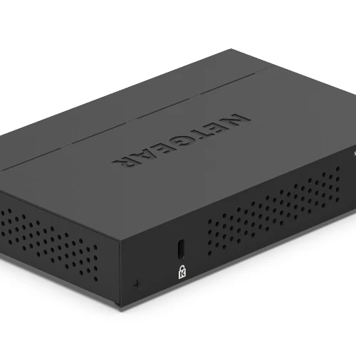 NETGEAR GS305PP, Unmanaged, Gigabit Ethernet (10/100/1000), Full duplex, Power over Ethernet (PoE), Wall mountable