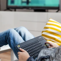 Logitech K400 Plus Tv, Mini, Wireless, RF Wireless, QWERTY, Black