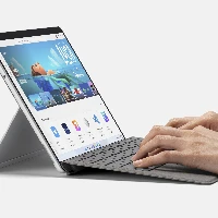 Microsoft Surface Pro 8, 33 cm (13