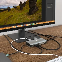 USB-C METAL NANO DOCK HDMI/VGA WITH LAN