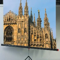 Schermo a Cavalletto Standard 155x155 Tela Bianca Lenticolare con Tenditore