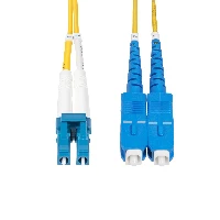 StarTech.com 3m (10ft) LC to SC (UPC) OS2 Single Mode Duplex Fiber Optic Cable, 9/125m, Laser Optimized, 10G, Bend Insensitive, Low Insertion Loss, LSZH Fiber Patch Cord, 3 m, OS2, LC, SC