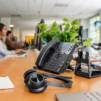 POLY Voyager 4320 USB-C Headset +BT700 dongle +Charging Stand, Wireless, Calls/Music, 20 - 20000 Hz, 158 g, Headset, Black