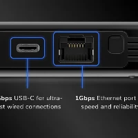 NETGEAR Nighthawk M6 Mobile Hotspot Router MR6150  un compagno di viaggio ideale che offre Internet 5G forte, affidabile e sicuro, con velocit fino a 2,5Gbps ( dove disponibile ) per un WiFi di prima classe ovunque. Collegate fino a 32 dispositivi per