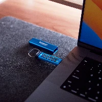 Kingston Technology IronKey 256GB USB-C Keypad 200C, FIPS 140-3 Lvl 3 (Pending) AES-256, 256 GB, USB Type-C, 3.2 Gen 1 (3.1 Gen 1), 280 MB/s, Sleeve, Blue