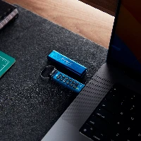 Kingston Technology IronKey 256GB USB-C Keypad 200C, FIPS 140-3 Lvl 3 (Pending) AES-256, 256 GB, USB Type-C, 3.2 Gen 1 (3.1 Gen 1), 280 MB/s, Sleeve, Blue