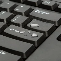 Kensington KB100 EQ, Full-size (100%), Wired, USB, Membrane, QWERTY, Black