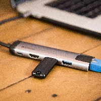 VERBATIM HUB USB-C 3XUSB-A/1XUSB-C/1XHDMI/1XRJ45