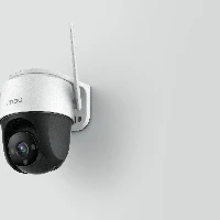 CAMERA IP 4M 30MT PAN TILT OUT