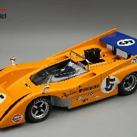 McLaren M8D Can Am Watkins Glen 1970 car #5 WINNER Driver: Denny Hulme