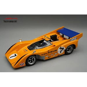 ミニカー GMP 1/18 1970 McLaren M8B Low Wing #11 McLaren M8B Low Wing Canam Lothar Motschenbacher Red #11 by GMP