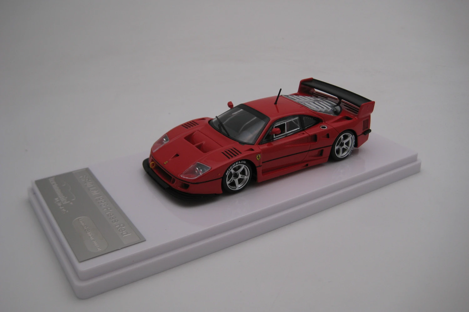 <!--articolo.descrizione_articolo-->