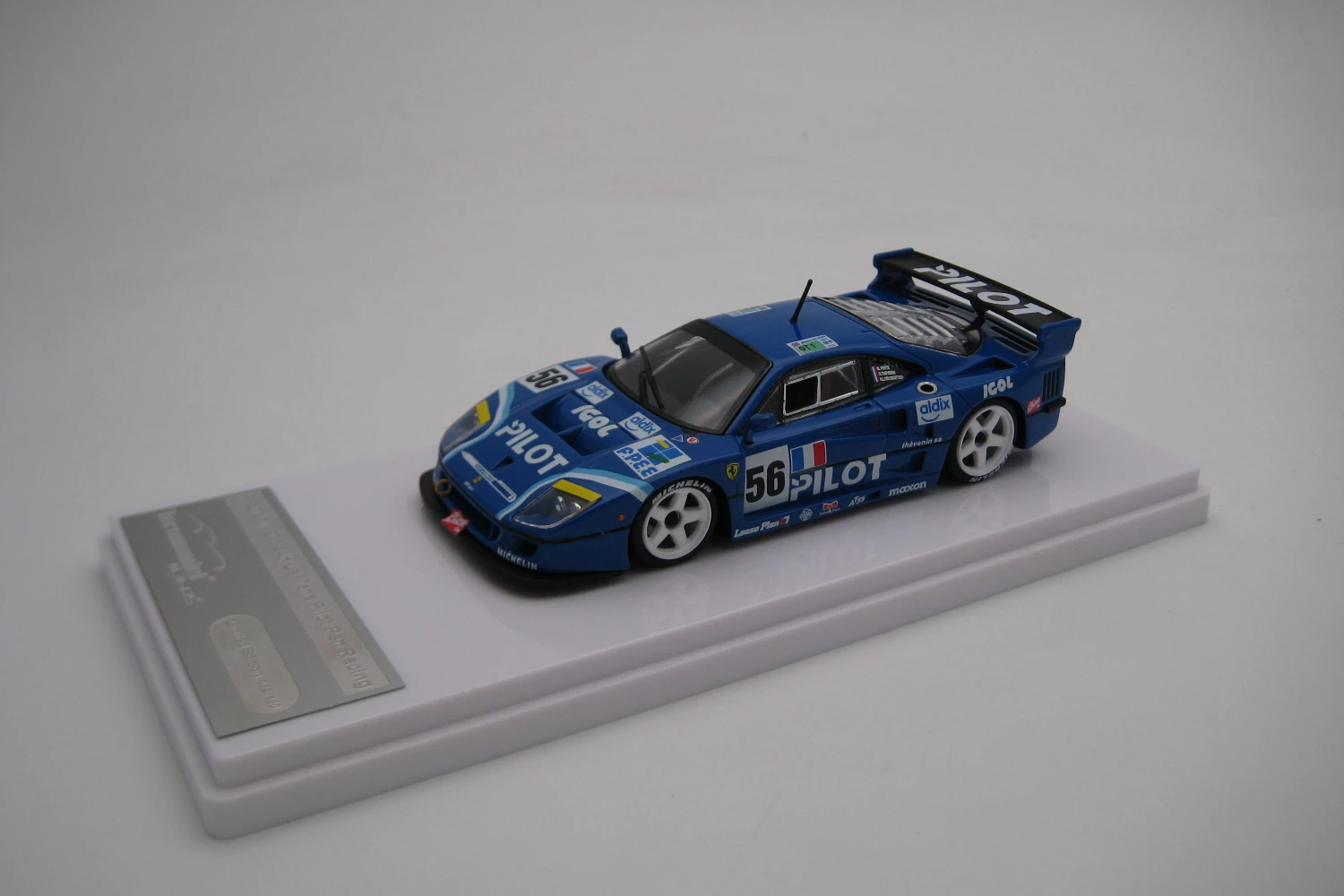 <!--articolo.descrizione_articolo-->