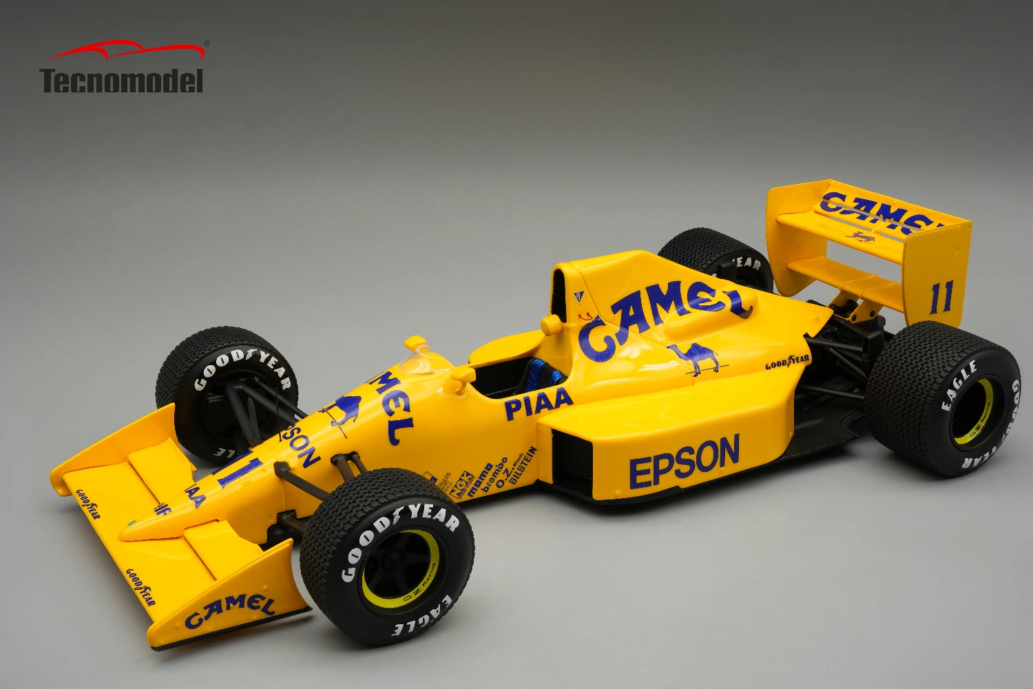 TM18-350D Lotus 101 1989 Canada GP Driver Nelson Piquet Raining Tyres