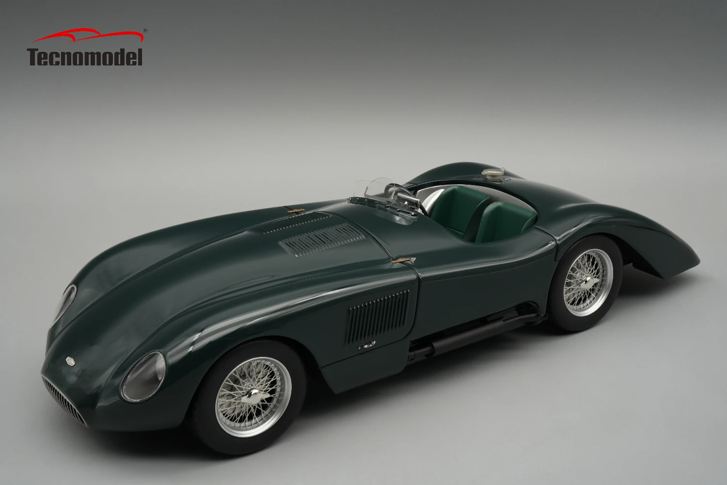 Jaguar C-Type Longtail Le Mans 24h 1952 Press British Racing Green