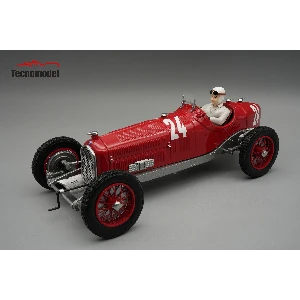Figurine Tazio Nuvolari Smoking 1/18 – Résine Non Peinte, édition VROOM, NEUF