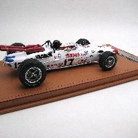 limited edition 1/18 scale
