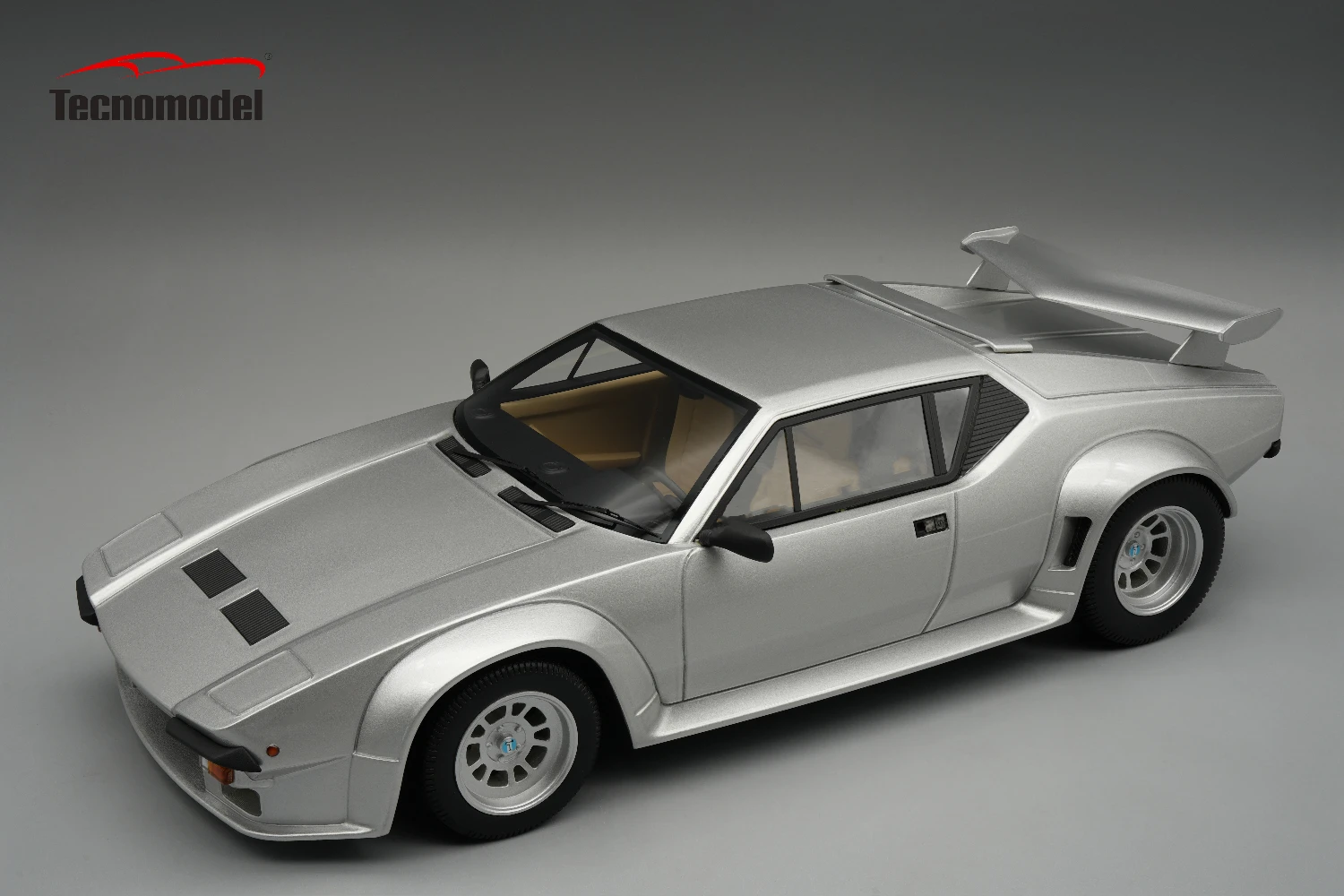limited edition 1/18 scale