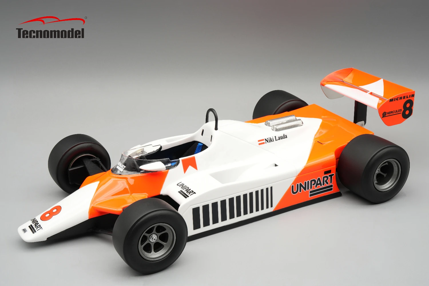 TM18-368A Mclaren MP4/1B 1982 Winner Englad GP Driver: Niki Lauda SHOWCASE INCLUDED