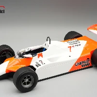 Mclaren MP4/1B 1982 Winner Detroit GP Driver: John Watson SHOWCASE INCLUDED