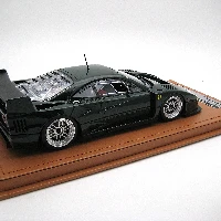 Ferrari F40 LM 1996 Press Version Dark English Green THIS MODEL CAMES WITH THE SHOWCASE INCLUDED