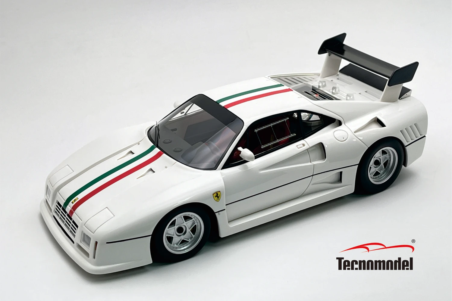 Ferrari 288 GTO Evoluzione 1985 white Italian flag stripe