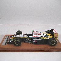 limited edition 1/18 scale