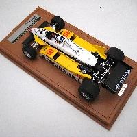 limited edition 1/18 scale