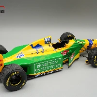 Benetton B193B 1993 Raining Tyres British GP Driver: Riccardo Patrese 