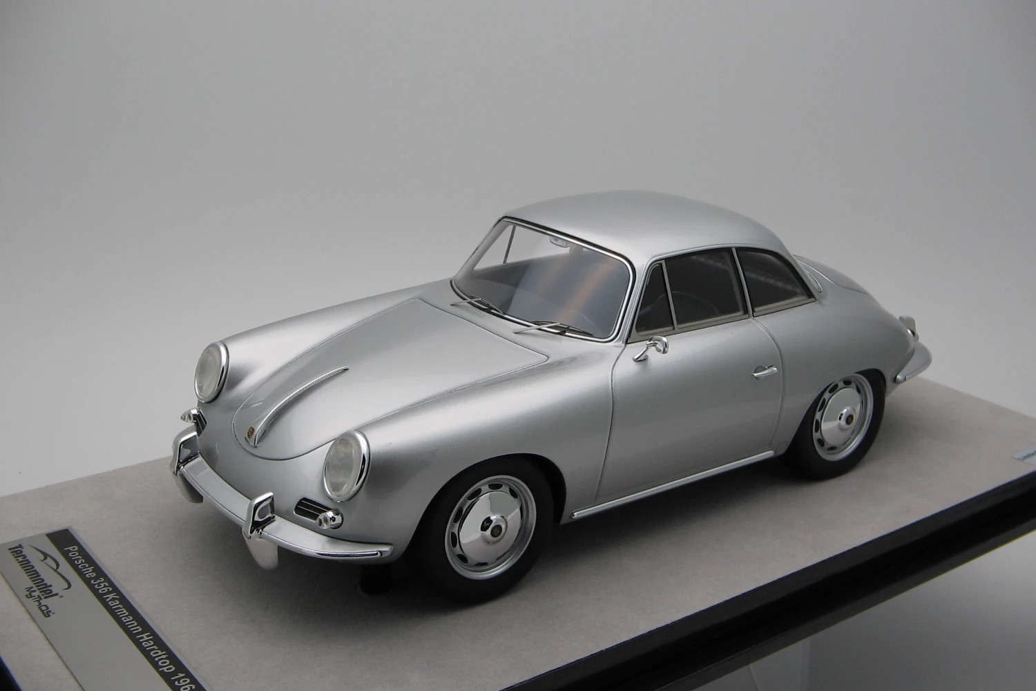 Porsche 356 Karmann Hardtop Metallic silver 1961 
