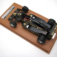 limited edition 1/18 scale