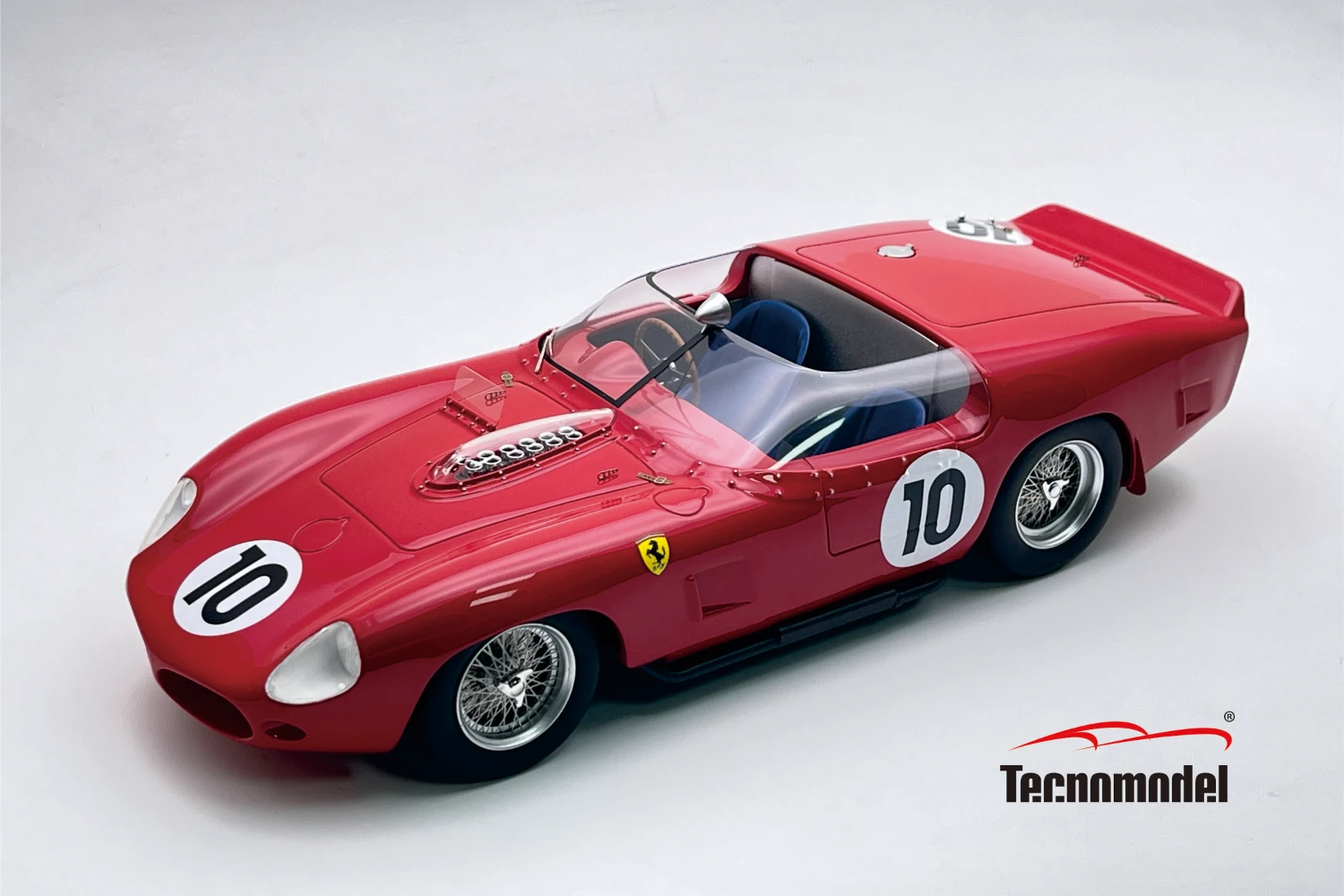 Ferrari 250 TR61 Le Mans 24h 1961 car #10 Winner Driver: O.Gendebien - P.Hill 