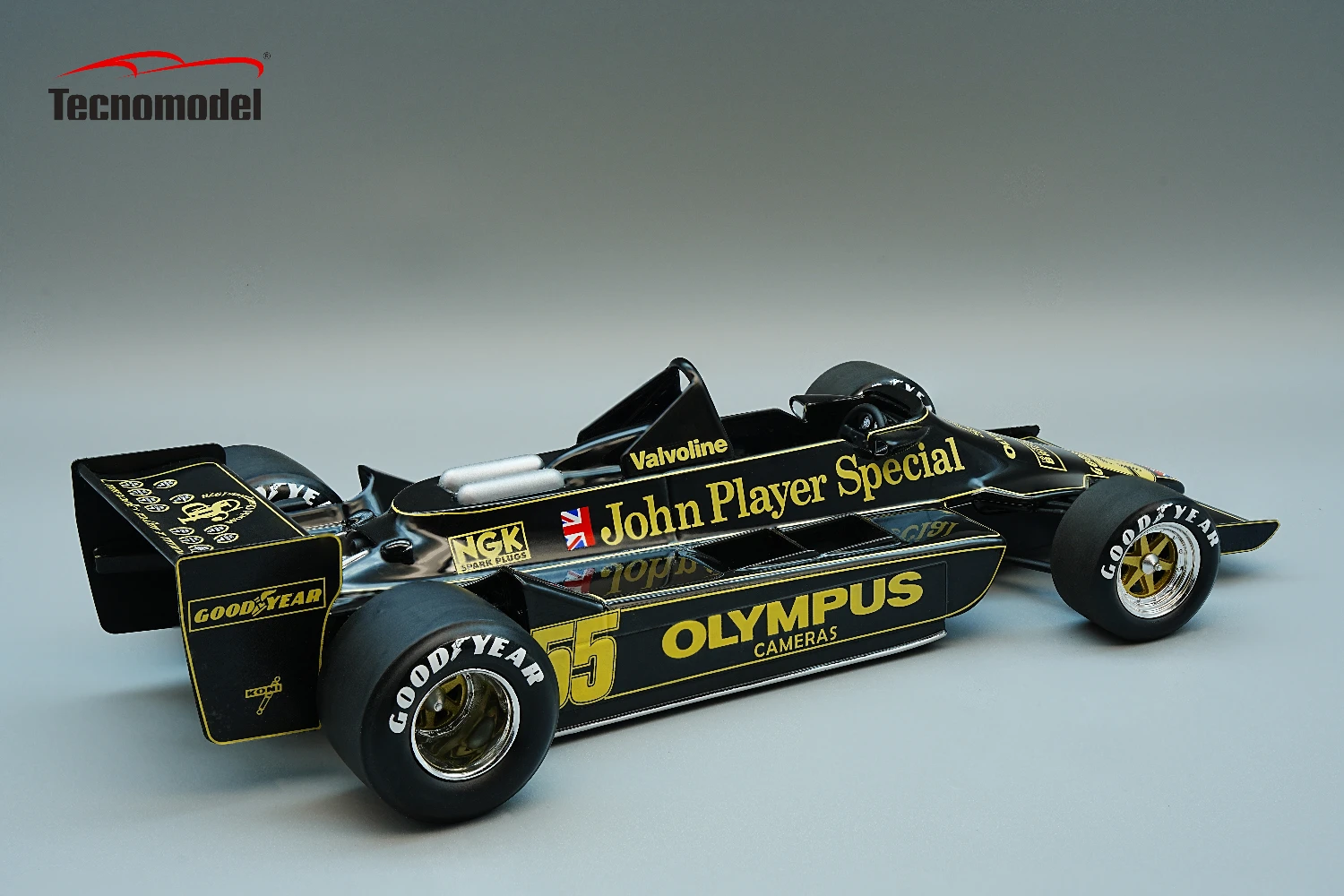 <!--articolo.descrizione_articolo-->