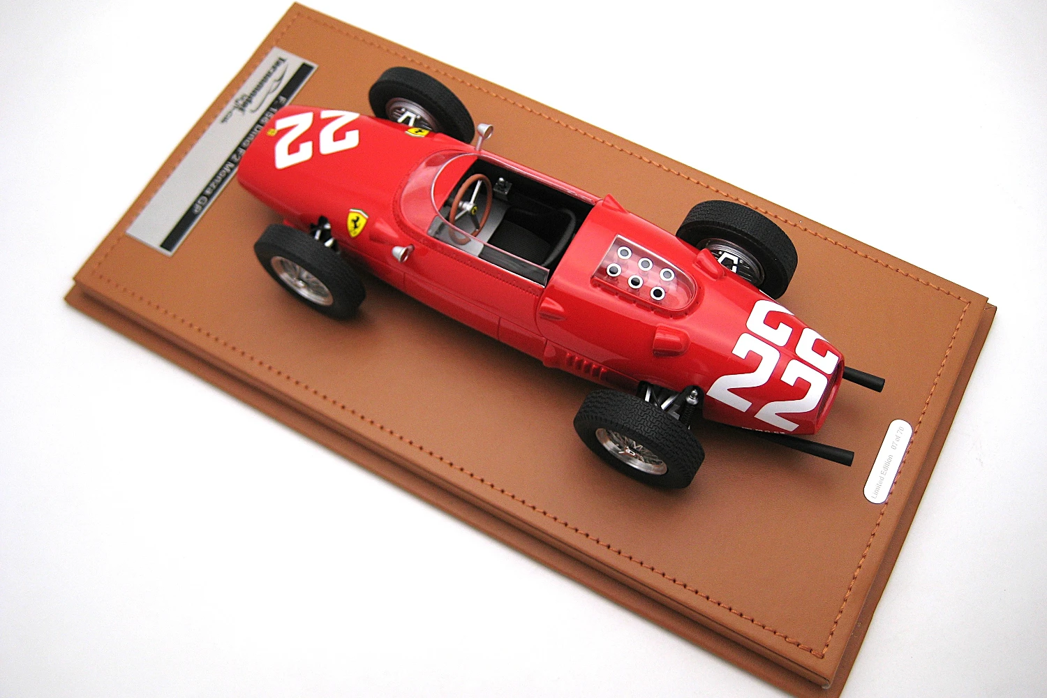 <!--articolo.descrizione_articolo-->