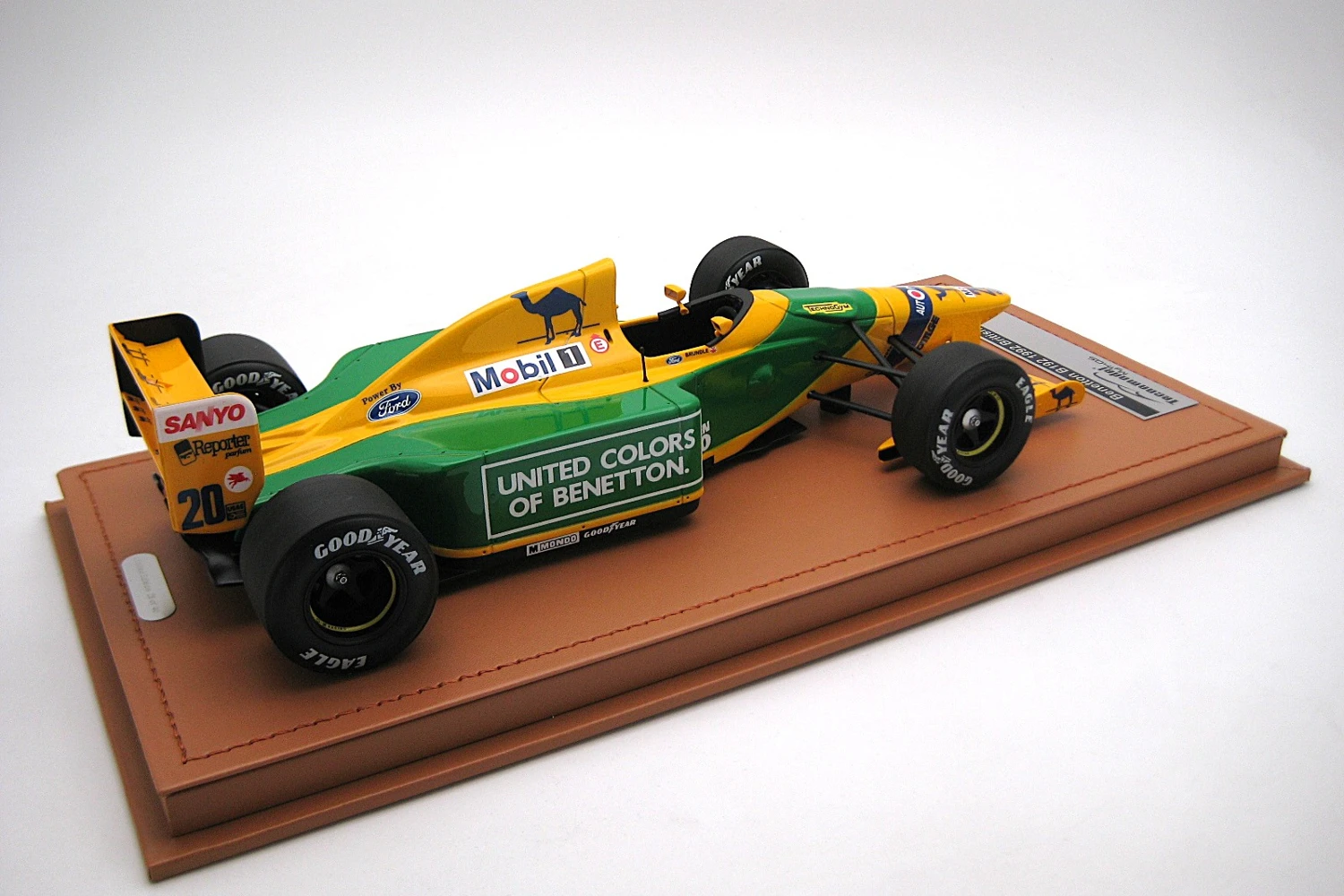 <!--articolo.descrizione_articolo-->