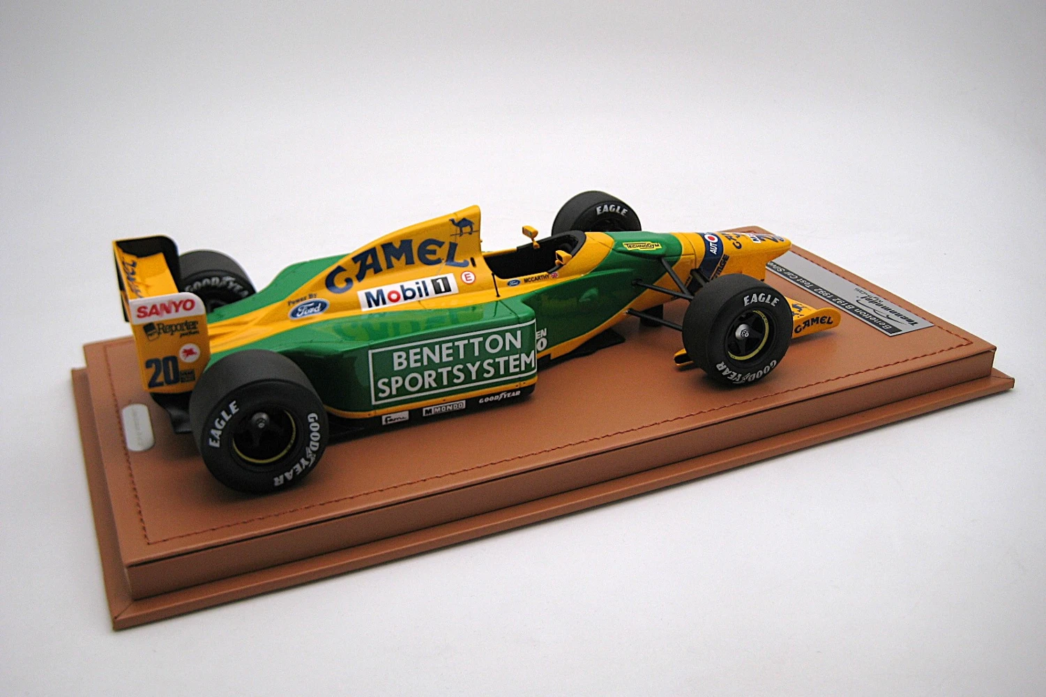 <!--articolo.descrizione_articolo-->