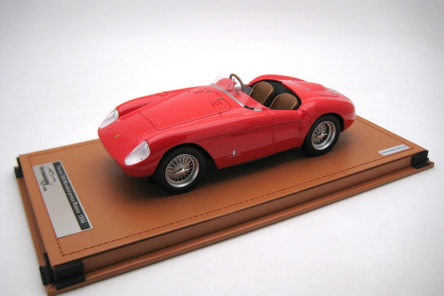 <!--articolo.descrizione_articolo-->