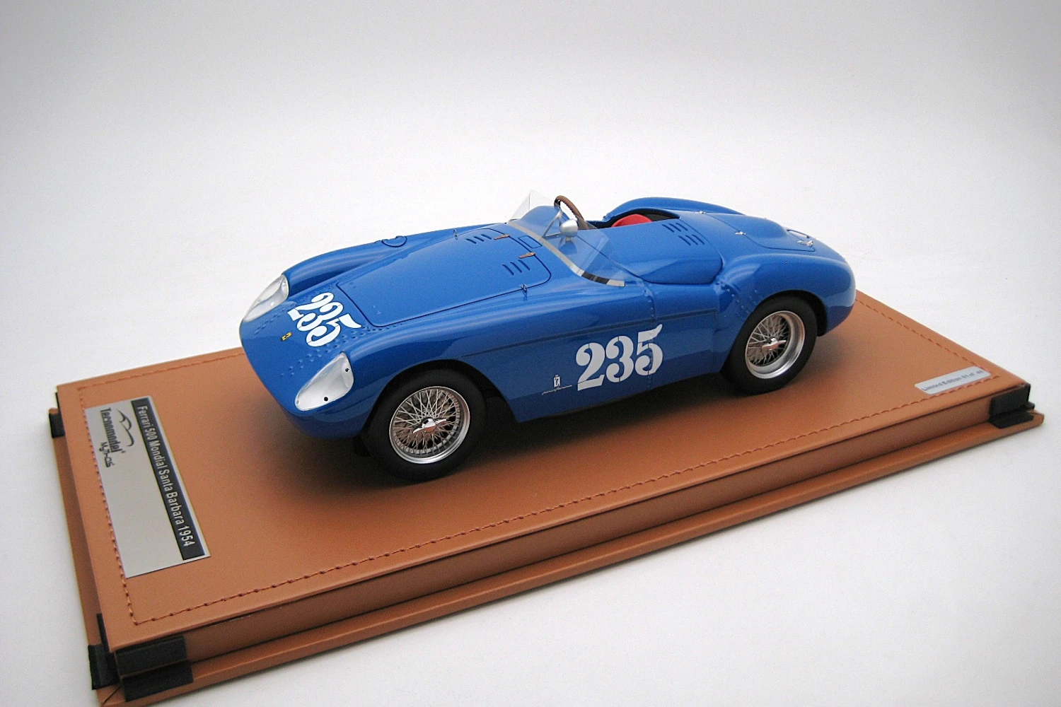 <!--articolo.descrizione_articolo-->