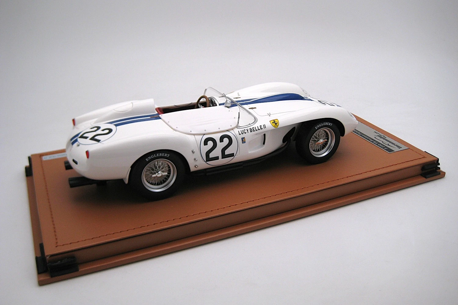 <!--articolo.descrizione_articolo-->