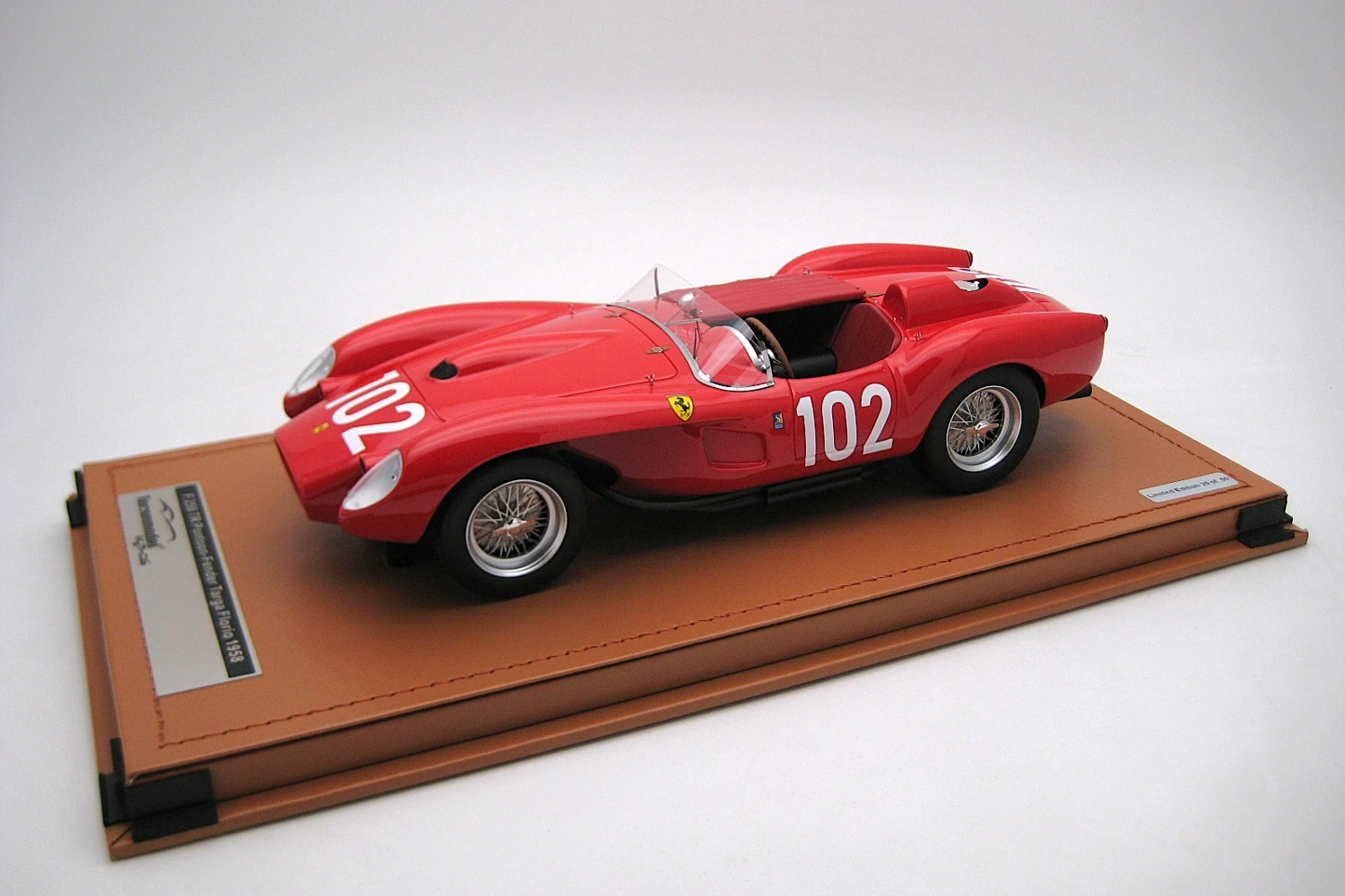 <!--articolo.descrizione_articolo-->