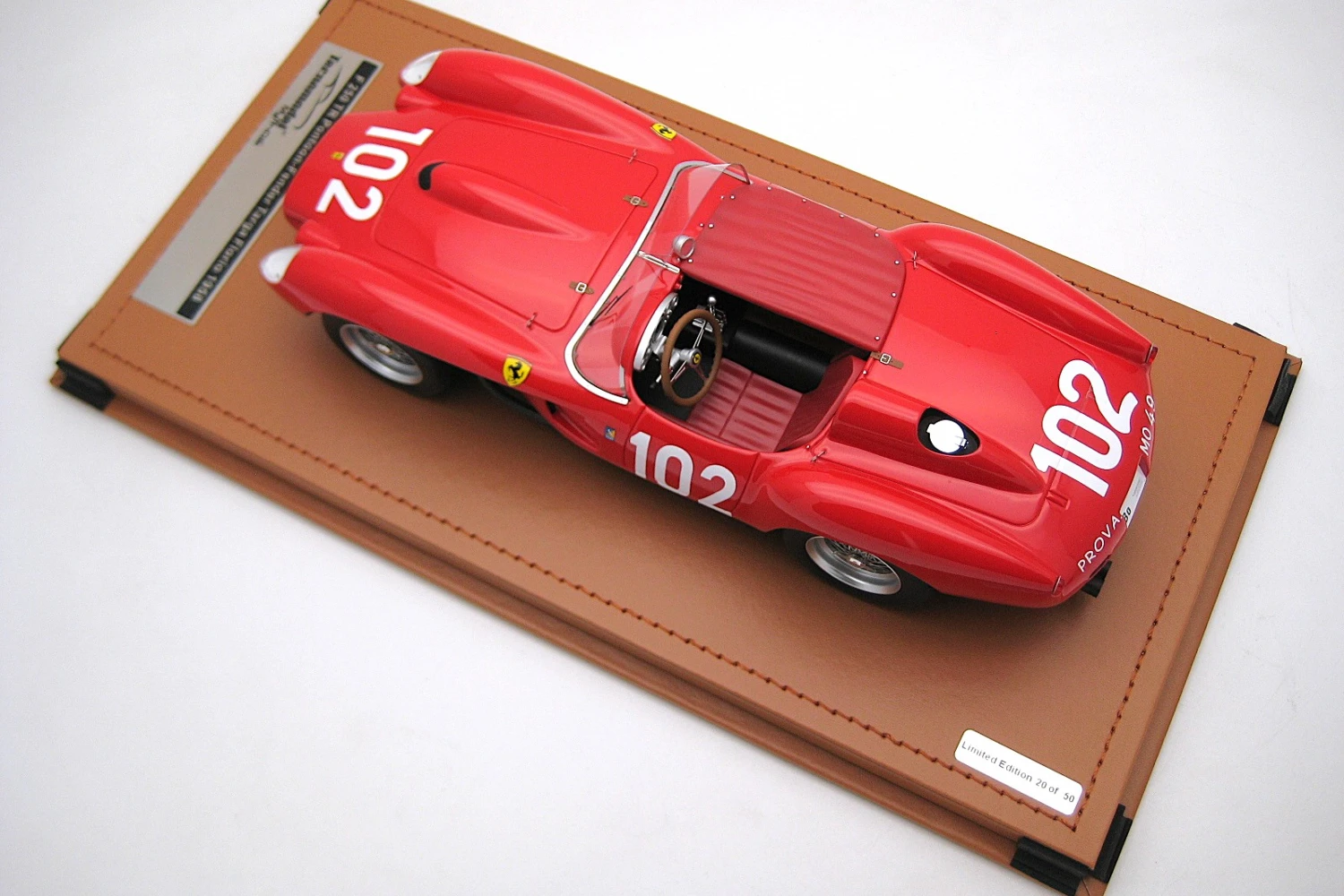 <!--articolo.descrizione_articolo-->