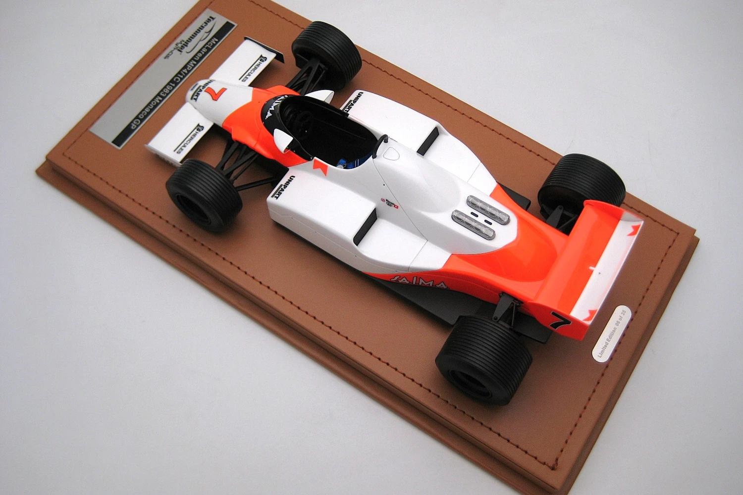 <!--articolo.descrizione_articolo-->